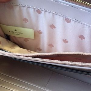 ♣️💕Brand New X-Large Kate spade Wallet